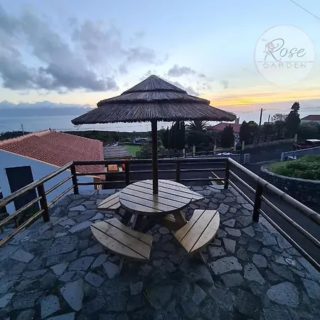 Rosegarden View Vakantiehuis Velas