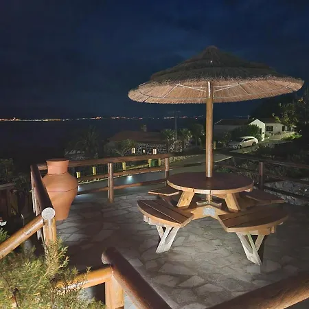 Rosegarden View