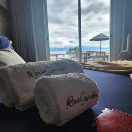 Ferienhaus Rosegarden View *