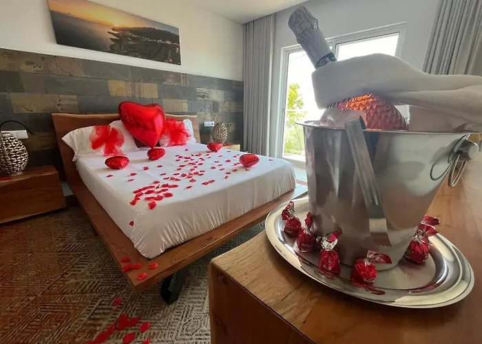 Rosegarden View * فيلاس